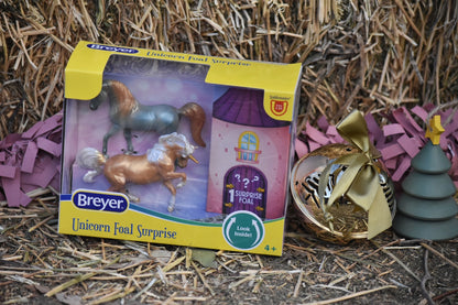 Breyer Unicorn Foal Surprise Family