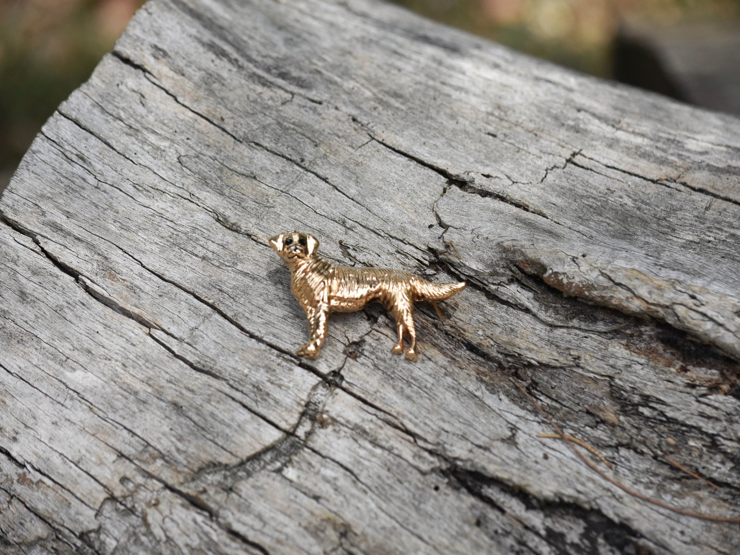 Retriever Lapel Pin